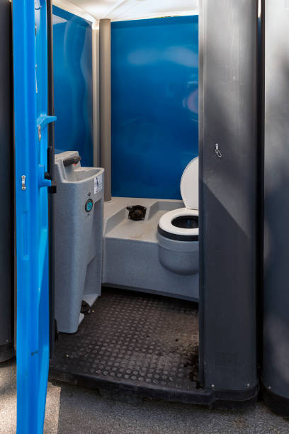 Porta potty delivery and setup in Leavenworth, WA